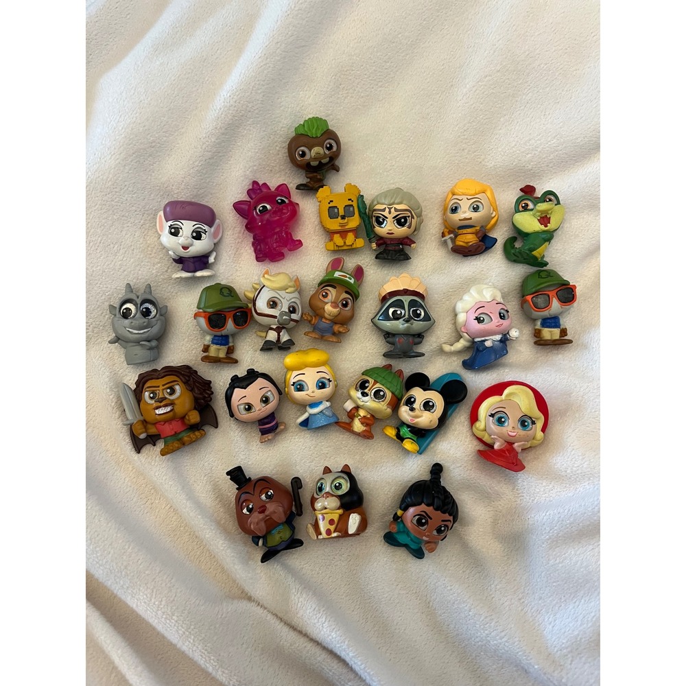 Disney Doorables Lot of 23 Figures Mickey Elsa Cinderella Zootopia Moana Mixed